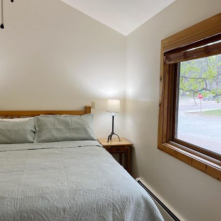 Cabin Suite Woodland Park Exterior photo