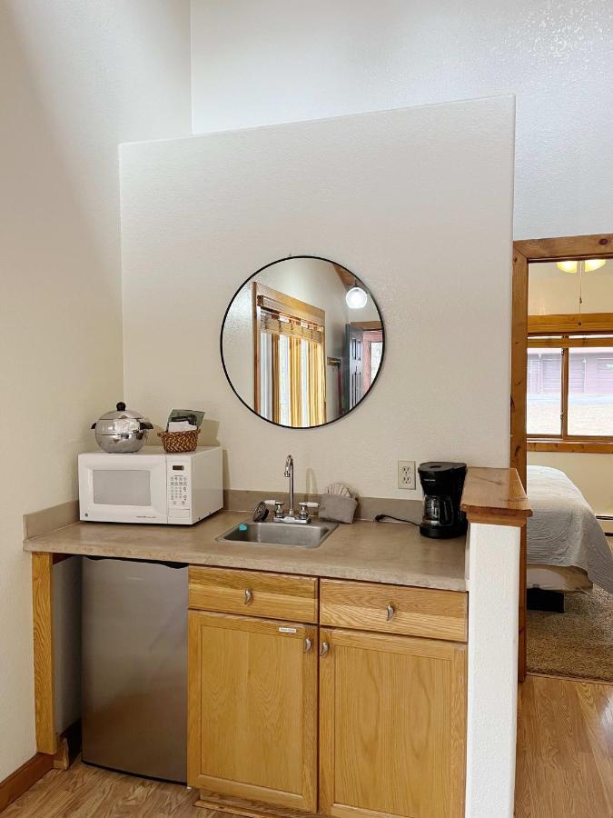 Cabin Suite Woodland Park Exterior photo